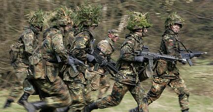 Eine Übung im Rahmen der Bundeswehr-Grundausbildung.