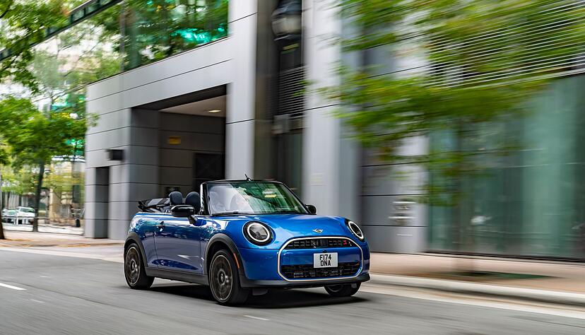 F&auml;hrt p&uuml;nktlich vor: MIni will das neue Cabrio rechtzeitig zum Start der Frischluftsaison im Fr&uuml;hling bringen.