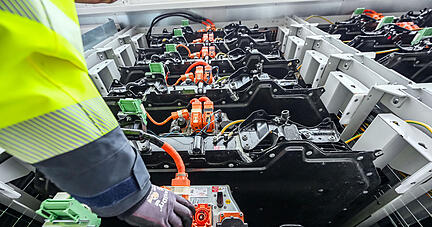 02.12.2022 EnBW, Energie Baden-Württemmberg AG, offizielle Inbetriebnahme des 2nd Life Batterie-Speichers am EnBW-Kraftwerk Heilbronn.
-ARTIS-ULI DECK, Werrabronner Strasse 19
D-76229 KARLSRUHE TEL: 0049 (0) 721-84 38 77
FAX: 0049 (0) 721 84 38 93
Mobil: 0049 (0) 172 7292636
E-Mail: deck@artis-foto.de
www.artis-foto.de
Veröffentlichungen mit Namensnennung: ARTIS-Uli Deck 02.12.2022 EnBW, Energie Baden-Württemmberg AG, offizielle Inbetriebnahme des 2nd Life Batterie-Speichers am EnBW-Kraftwerk Heilbronn.
-ARTIS-ULI DECK, Werrabronner Strasse 19
D-76229 KARLSRUHE TEL: 0049 (0) 721-84 38 77
FAX: 0049 (0) 721 84 38 93
Mobil: 0049 (0) 172 7292636
E-Mail: deck@artis-foto.de
www.artis-foto.de
Veröffentlichungen mit Namensnennung: ARTIS-Uli Deck