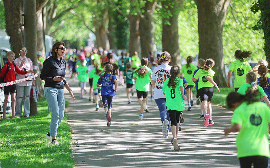 Bei dem Mini-Marathon des Trollis gingen am Samstag mehr als 2000 kleine Läufer an den Start.