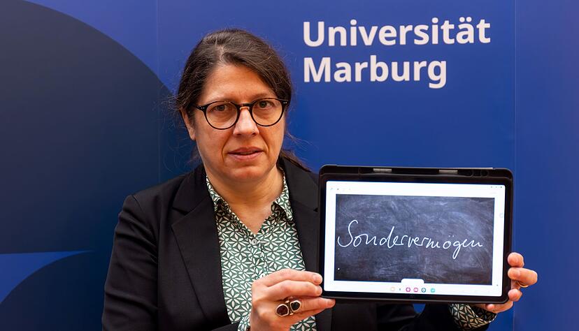 Constanze Spieß, Professorin am Institut für Germanistische Sprachwissenschaft der Philipps-Universität Marburg und Sprecherin der Unwort-Jury. Constanze Spieß, Professorin am Institut für Germanistische Sprachwissenschaft der Philipps-Universität Marburg und Sprecherin der Unwort-Jury.