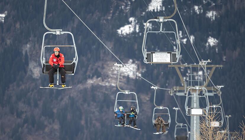 Die Skigebiete haben mit höheren Temperaturen und weniger Schnee zu kämpfen.