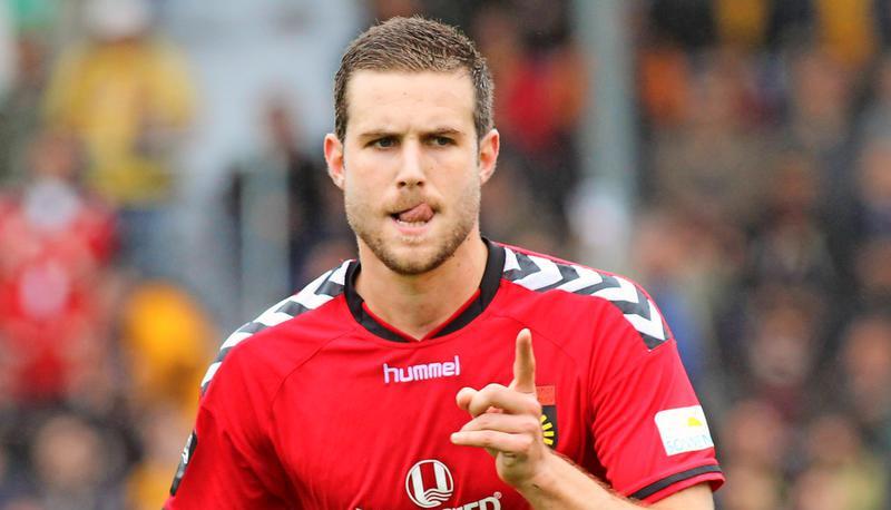 Hat die SG Sonnenhof Gro&szlig;aspach am 17. Spieltag auf Platz zwei geschossen: Michele-Claudio Rizzi. Die SG liegt zehn Punkte hinter Dynamo Dresden.
Foto: Archiv/Veigel