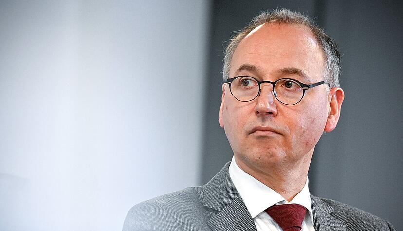 Werner Baumann, Vorstandsvorsitzender des deutschen Pharmaunternehmens Bayer AG, geht demnächst. Werner Baumann, Vorstandsvorsitzender des deutschen Pharmaunternehmens Bayer AG, geht demnächst.