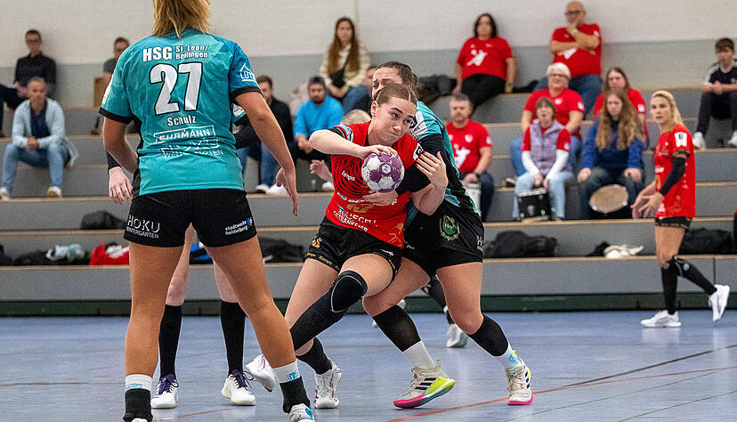 Aylin Bornhardt (hier am Ball auf einem Archivbild) geh&ouml;rte als Spielmacherin und mit elf Toren zu den zentralen Figuren im Spiel der SG Schozach-Bottwartal gegen die SG Kappelwindeck/Steinbach.