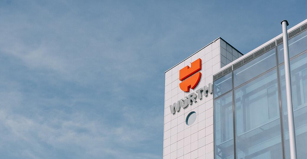 Die Würth-Gruppe erweitert ihre Sponsoring-Aktivitäten im Sport und wird Sponsor der nächsten beiden Eishockey-Weltmeisterschaften. Die Würth-Gruppe erweitert ihre Sponsoring-Aktivitäten im Sport und wird Sponsor der nächsten beiden Eishockey-Weltmeisterschaften.