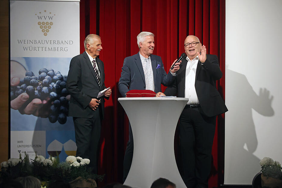 Wahl der Württemberger Weinkönigin in Pfedelbach 2022 Wahl der Württemberger Weinkönigin in Pfedelbach 2022