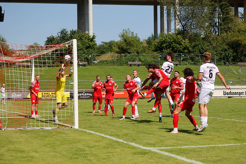 Fu&szlig;ball-Oberliga  FSV Hollenbach - TSG Backnang