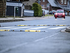 In M&ouml;ckm&uuml;hl wurde eine Frau beim &Uuml;berqueren eines Zebrastreifens angefahren. (Symbolbild)