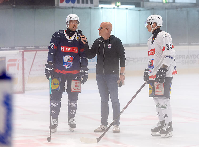 &Ouml;ffentliches Training der Heilbronner Falken.