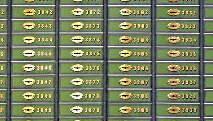 Preiserh&ouml;hung im Kleinen: Manche Geldinstitute haben auch die Geb&uuml;hren f&uuml;r Bankschlie&szlig;f&auml;cher deutlich angehoben.
Foto: dpa