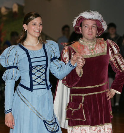 K&auml;thchen - Hochzeitszug , Isabell Baumgart und Ritter, 2006. Foto: HSt-Archiv.