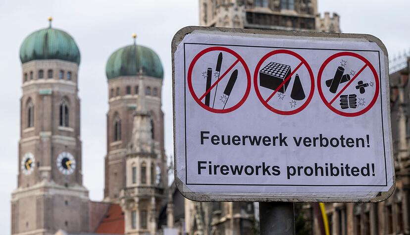 Nur knapp jeder zehnte Befragte sprach sich gegen jegliche Beschr&auml;nkungen aus - wie etwa Verbotszonen in Altst&auml;dten. (Archivbild)