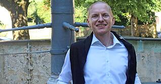 F&uuml;hrer Daniel Werthwein verf&uuml;gt &uuml;ber fulminantes Wissen &uuml;bder das Kloster.