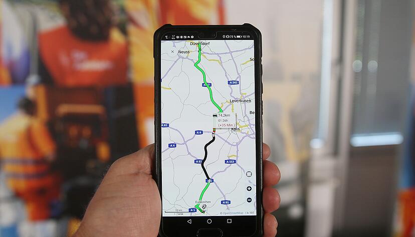 Nutzer und Experten sind sich einig: Der Autobahn-App fehlen wichtige Funktionen.