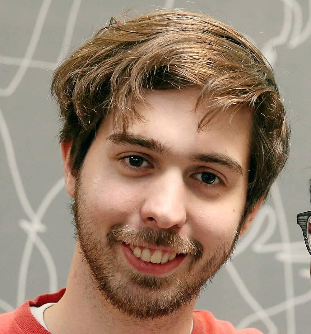 Markus Lell (30)
REV Heilbronn
Er ist einer der erfolgreichsten Sportler aus der Region und rund 20 Jahre lang als Rollkunstläufer aktiv. Sechsmal steht er bei Weltmeisterschaften ganz oben auf Platz eins des Siegertreppchens und gewinnt zudem 23 Titel bei deutschen Meisterschaften.