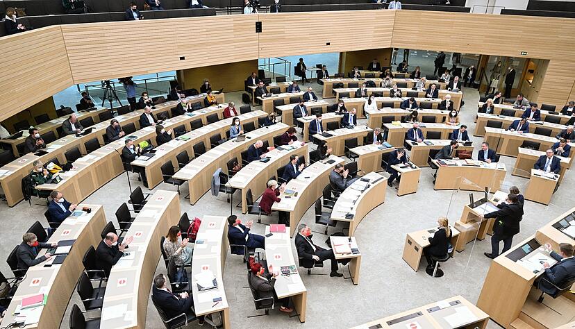 Blick in den Plenarsaal des Landtags von Baden-W&uuml;rttemberg.
