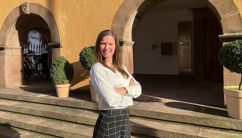 Ingrid Schmidt kandidiert f&uuml;r das Amt der B&uuml;rgermeisterin in Cleebronn.