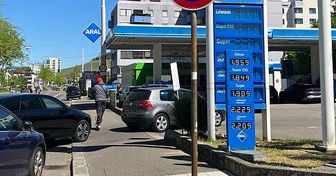 Am Freitag lag der Literpreis f&uuml;r Super und Diesel an vielen Heilbronner Tankstellen unter 2 Euro &ndash; so auch an der Aral-Tankstelle in der Heilbronner Oststra&szlig;e.