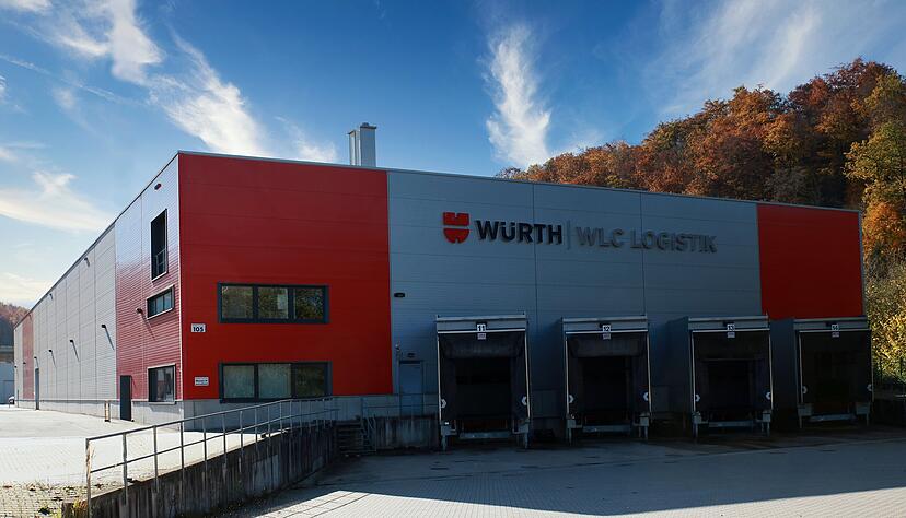 Die WLC Würth-Logistik GmbH mit Sitz in Adelsheim wächst weiter: Das Unternehmen der Würth-Gruppe hat über 70 Mitarbeiter der insolventen Qualty365 GmbH übernommen. Die WLC Würth-Logistik GmbH mit Sitz in Adelsheim wächst weiter: Das Unternehmen der Würth-Gruppe hat über 70 Mitarbeiter der insolventen Qualty365 GmbH übernommen.