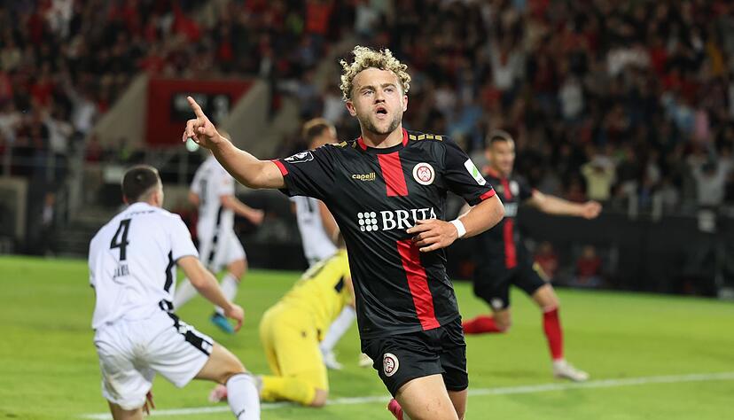 Wiesbadens Benedict Hollerbach steht vor einem Wechsel zum 1. FC Köln. Wiesbadens Benedict Hollerbach steht vor einem Wechsel zum 1. FC Köln.