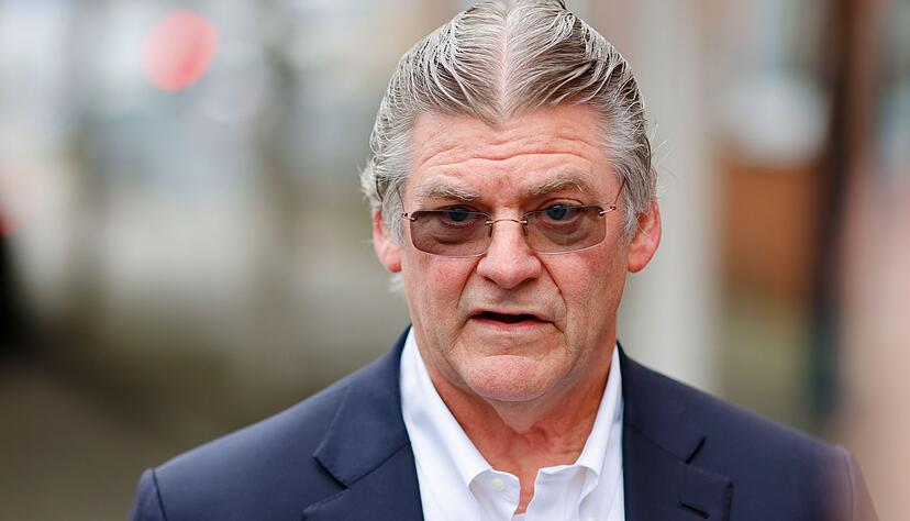 Lyten-Chef Dan Cook hatte im M&auml;rz in Kiel seine Pl&auml;ne f&uuml;r den Northvolt-Standort Heide vorgestellt. (Archivbild)