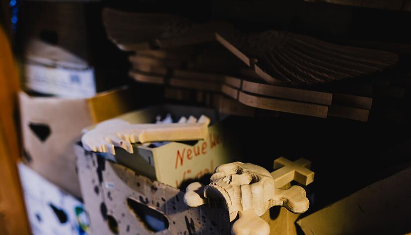 Kuckucksuhren sind sehr detailreich.