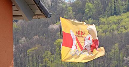 Am Haus von Winzenhofens Ortsvorsteher weht die badische Flagge.