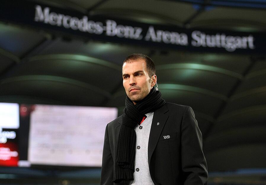 Nach seiner Spielerkarriere wurde Markus Babbel Trainer und übernahm zunächst als Teamchef den VfB Stuttgart.