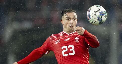 Der frühere Münchner Xherdan Shaqiri fehlt beim Treffpunkt der Eidgenossen wegen Wadenproblemen.