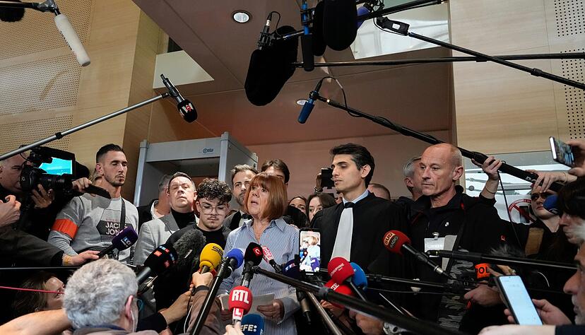 Pelicot konnte zunächst nicht fassen, was ihr Mann ihr angetan hatte. (Archivbild) Pelicot konnte zunächst nicht fassen, was ihr Mann ihr angetan hatte. (Archivbild)