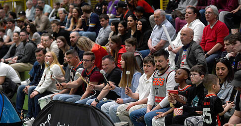 Volle Hallen wie hier bei den Heilbronn Reds: Das ist das Ziel des neuen Kombitickets der fünf beteiligten Vereine im Team Unterland. Volle Hallen wie hier bei den Heilbronn Reds: Das ist das Ziel des neuen Kombitickets der fünf beteiligten Vereine im Team Unterland.