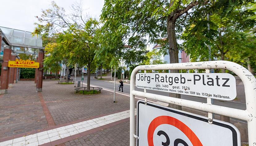 Anwohner beklagen die Situation am J&ouml;rg-Ratgeb-Platz.