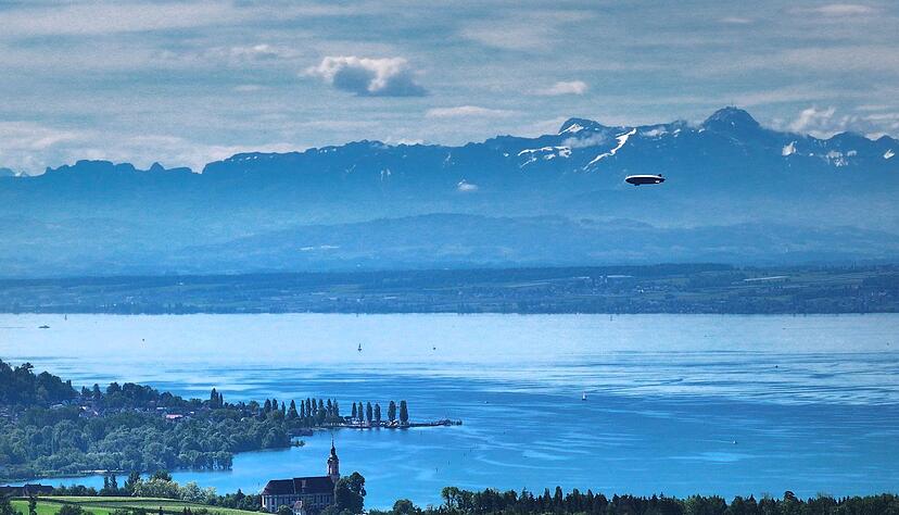 Bei der Seethermie wird Wasser aus einer Tiefe von 20 bis 40 Metern aus dem Bodensee entnommen und f&uuml;r Heizsysteme zur Verf&uuml;gung gestellt. (Archivbild)