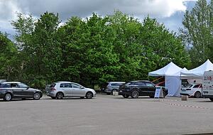 Täglich von 8.30 bis 15 Uhr ist die Teststation für alle Bürger, nicht nur für Tripsdrill-Besucher, geöffnet. Anmeldung unter www.schnelltest-tripsdrill.de wird empfohlen. Foto: Claudia Kostner Täglich von 8.30 bis 15 Uhr ist die Teststation für alle Bürger, nicht nur für Tripsdrill-Besucher, geöffnet. Anmeldung unter www.schnelltest-tripsdrill.de wird empfohlen. Foto: Claudia Kostner