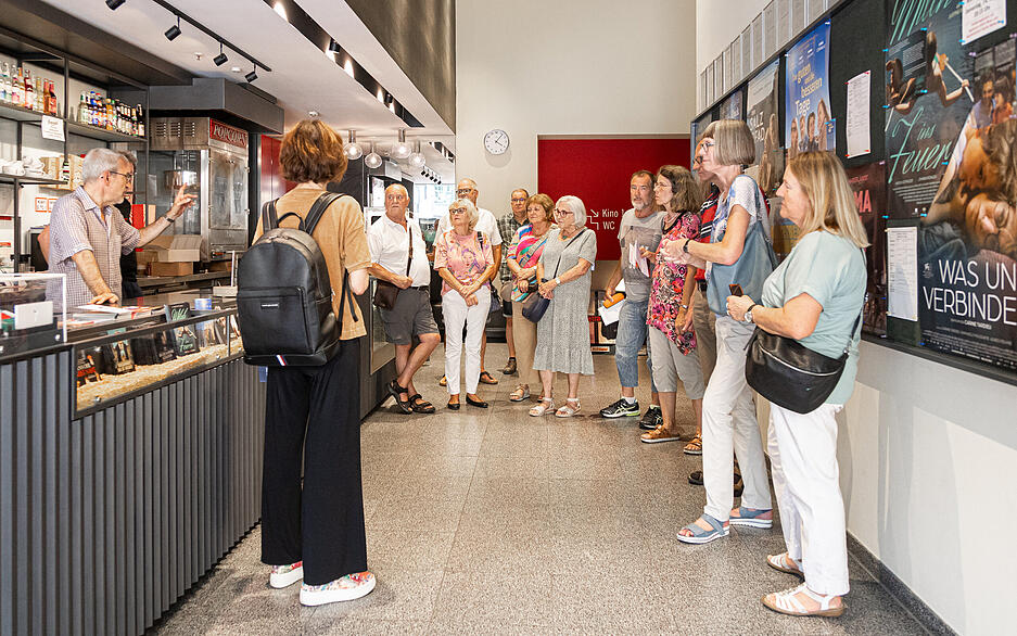Beim Stimme-Lesersommer werfen Besucher einen Blick hinter die Kulissen des Arthaus Kinos. Beim Stimme-Lesersommer werfen Besucher einen Blick hinter die Kulissen des Arthaus Kinos.