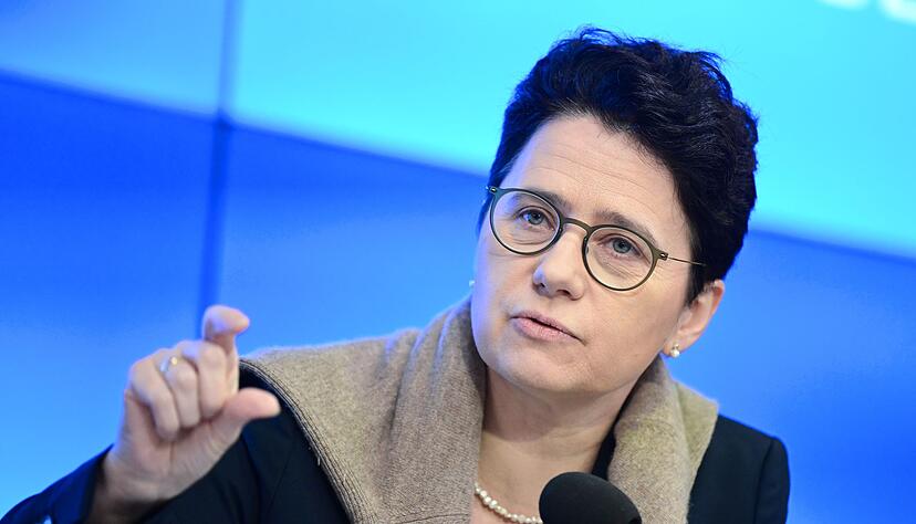 Baden-Württembergs Justizministerin Marion Gentges (CDU) will die Strafmündigkeit wissenschaftlich untersuchen lassen. (Archivbild) Baden-Württembergs Justizministerin Marion Gentges (CDU) will die Strafmündigkeit wissenschaftlich untersuchen lassen. (Archivbild)