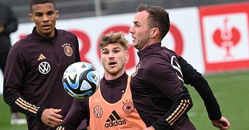 Einst Kollegen im Nationalteam: Werner und Götze (r).