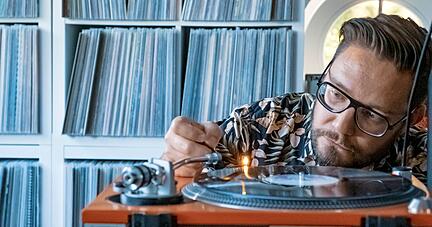 Von Streaming hält der Rechtsanwalt aus Heilbronn nicht viel. Er hört Musik lieber ganz bewusst und lässt sich beim Stöbern in Plattenläden gerne überraschen.