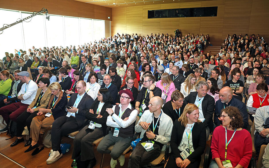 Die zentrale Frage auf der zweiten Bildungskonferenz in Heilbronn lautete: &bdquo;Welche Rolle spiele ich, spielen wir bei der Bildung der Zukunft?&ldquo;