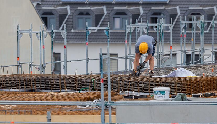 Die Stimmung im Wohnungsbau ist so gut wie seit drei Jahren nicht mehr - und doch vergleichsweise schlecht. (Archivbild) Die Stimmung im Wohnungsbau ist so gut wie seit drei Jahren nicht mehr - und doch vergleichsweise schlecht. (Archivbild)