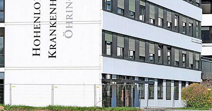 Die Öhringer Klinik muss weiterhin keine Operationen verschieben.
Foto: Reichert Die Öhringer Klinik muss weiterhin keine Operationen verschieben.
Foto: Reichert