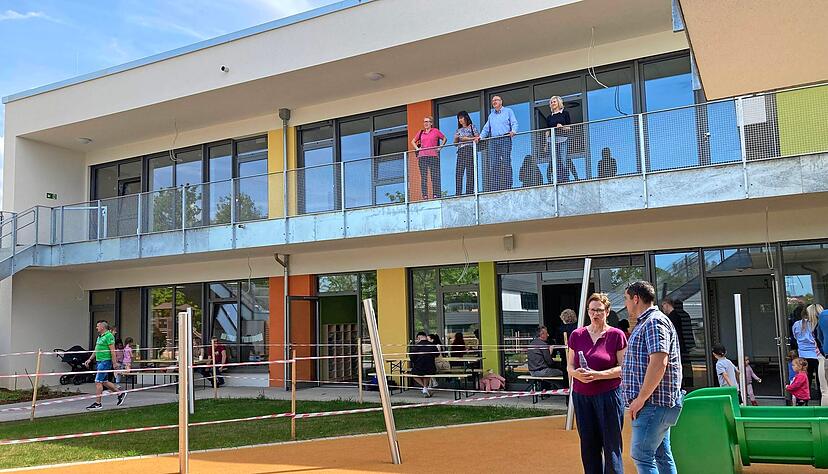 Viel Licht in den neuen Räumen, ein großer Garten und dazu motivierte Erzieherinnen: Die neue Kita der Jugendhilfe Friedenshort ist ein Platz zum Wohlfühlen.