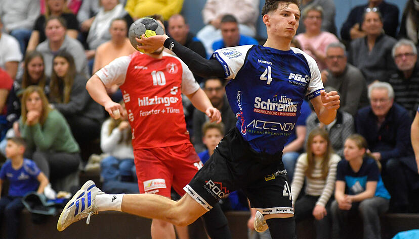 Weinsbergs Sommer-Neuzugang Miko Schimoneck nutzte im Top-Spiel gegen die HSG Willst&auml;tt/Hanauerland seine Spielzeit bestens: Der 19-J&auml;hrige steuerte in der zweiten Spielh&auml;lfte drei Tore und viel Dynamik bei.