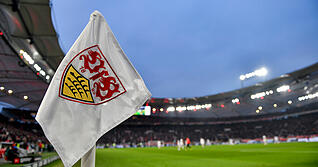 Der VfB Stuttgart empf&auml;ngt den SC Freiburg am Sonntag. Das Spiel wird von Dazn &uuml;bertragen.