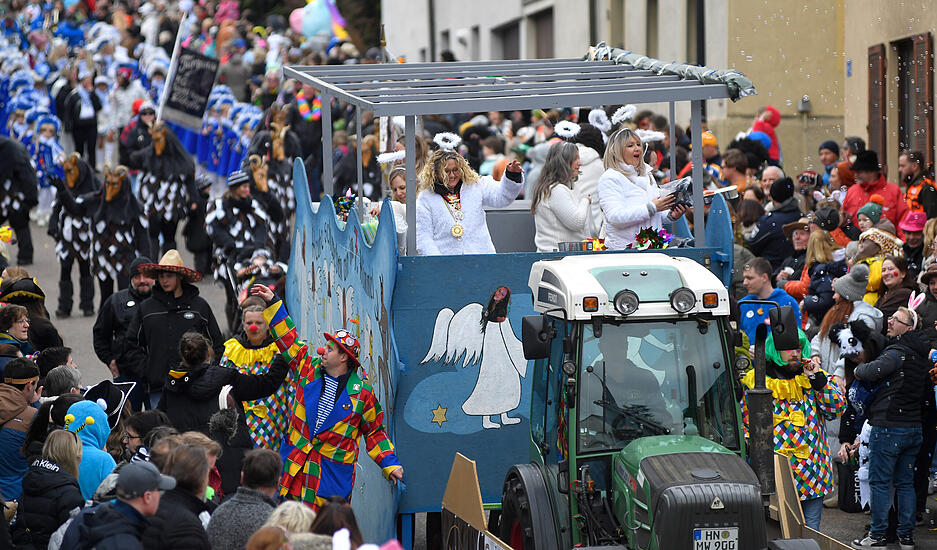 Ob H&auml;str&auml;ger oder Gardem&auml;dchen, ...