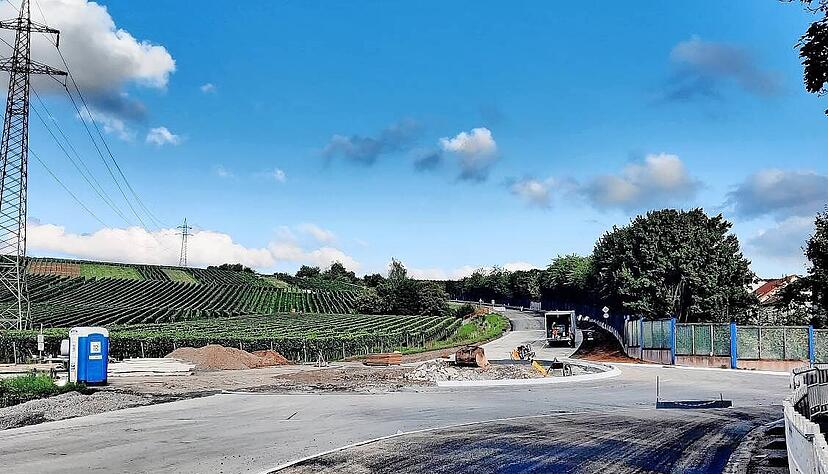 Die Bauarbeiten für den Kreisverkehr zwischen Kirchheim und Gemmrigheim liegen laut Landratsamt im Zeitplan.
Foto: privat Die Bauarbeiten für den Kreisverkehr zwischen Kirchheim und Gemmrigheim liegen laut Landratsamt im Zeitplan.
Foto: privat