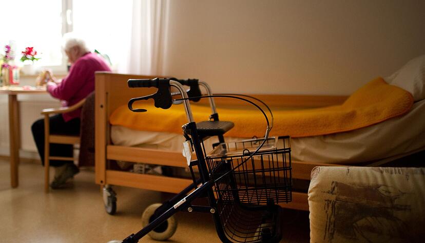 Struktur gibt Sicherheit: Ein geregelter Tagesrhythmus hilft besonders bei Demenz und kann das Einschlafen erleichtern.