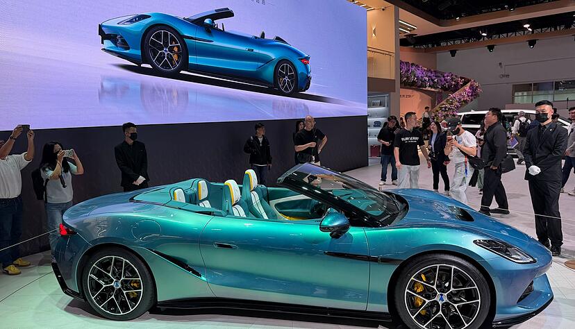 Kommt mit Faltdach: Der Denza Z9 GT Cabrio.