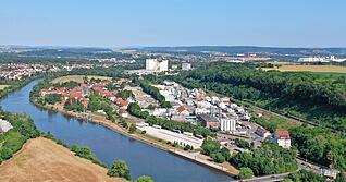 Laut einer Studie soll die Chemiefabrik Solvay 30 Tonnen Schwefelhexafluorid ausgestoßen haben. Das sind über 500-mal mehr Emissionen als angegeben.